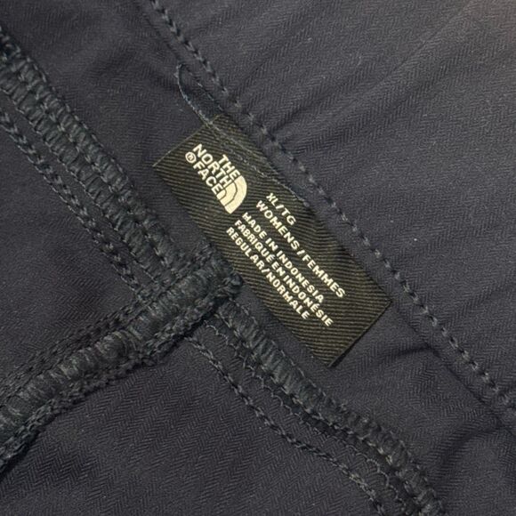 The North Face athletic joggers size XL - Picture 2 of 4